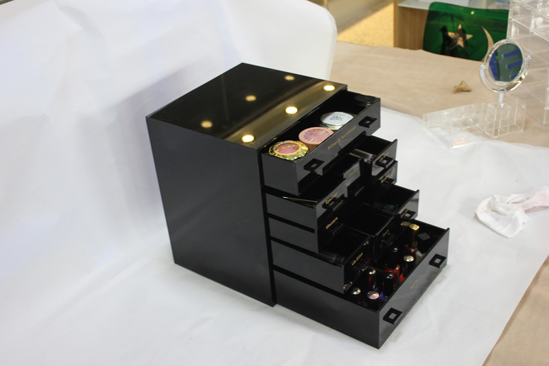 黑色抽屜亞克力化妝品收納盒
